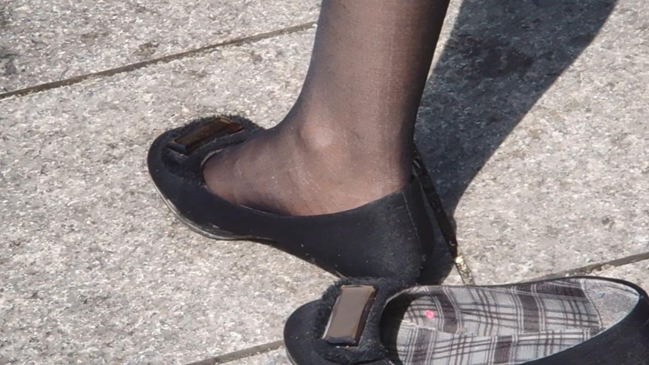 JPLSTX-024 ��԰�����ϵĺ�˿MM��Ь��˿��.MP4_20210725_112458759.jpg
