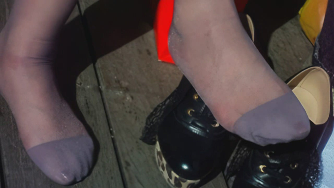 xg90 ��԰�����µ���Ů��˿���720P[(006632)22-46-48].JPG