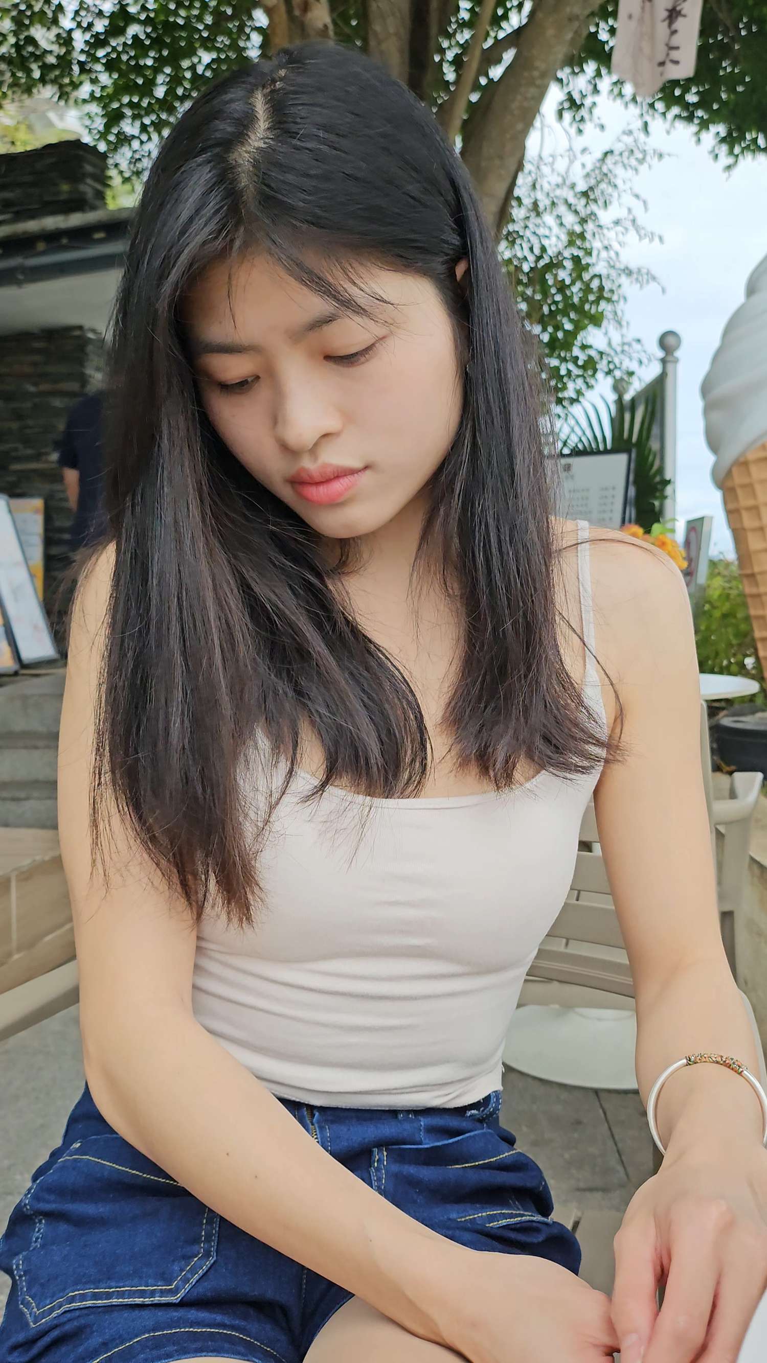���ű��������ż���˿4K-6min.mp4_20250408_165734.389.jpg