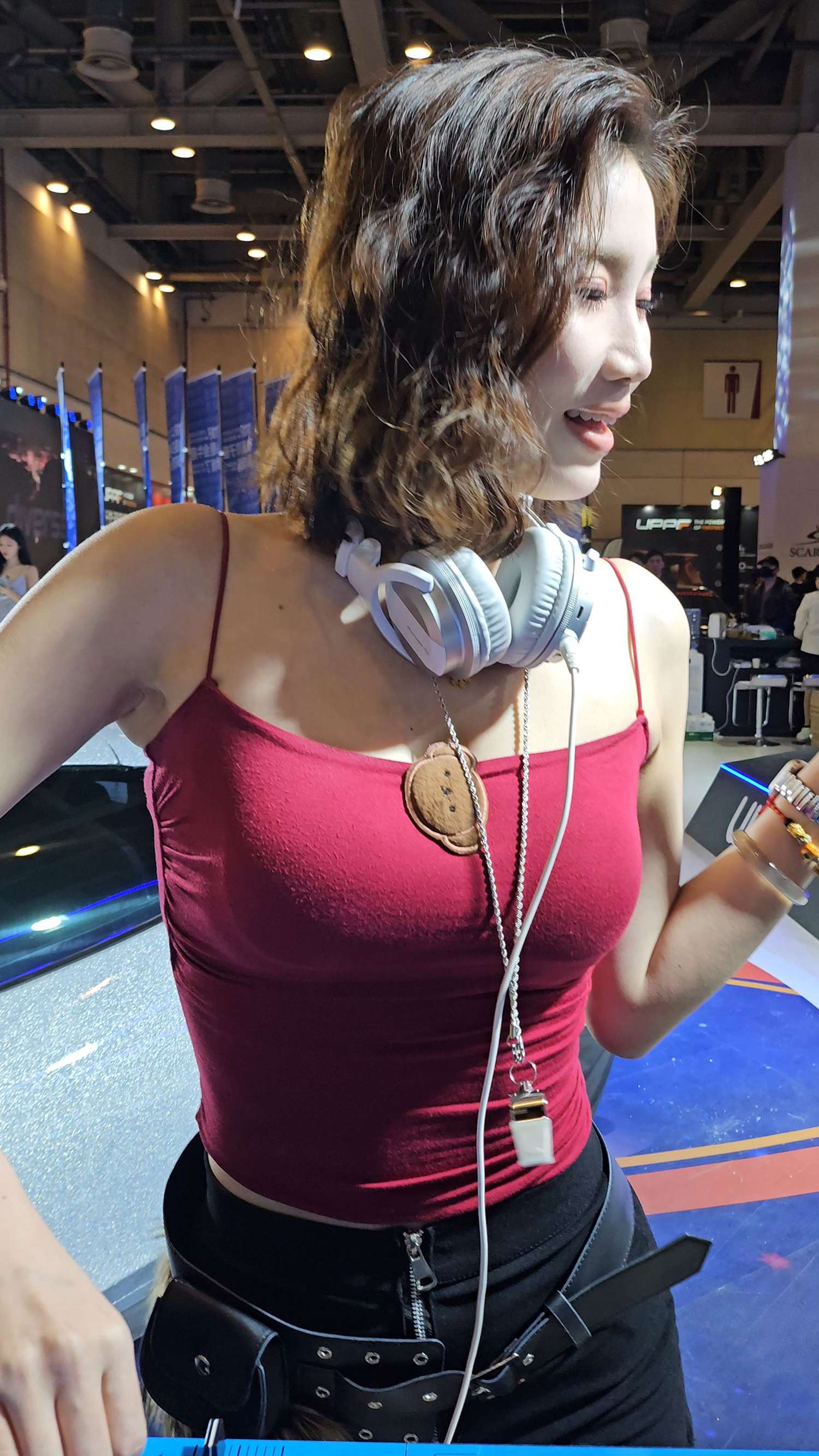 ���е�DJ����4K-6min.mp4_20250410_134146.424.jpg