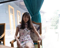 �����㡿������һ�ų������������������Ƿ�ͬ������һ˫���޽ţ����ϣ�[60P] ZZMT-...