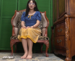 ����ŮQIQI���Ըе�40����Ѿ ���岿�����㣩 4K��34���ӣ�