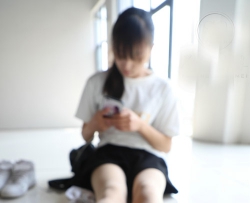 YM-У԰ѧ�� (240) 128p