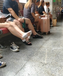 ����Ь��˿������Ů������ζʮ��[03:20]
