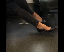 ������Ů��Ь������