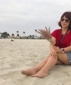����Ů�������ɫ������˿��� [12P]