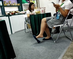 չ����Ϣ����˿��ЬŮ[02:11]