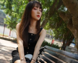 �����㡿��ϵ����Ů���꼶��һѧ�����������崿У԰д�棨2����40P��