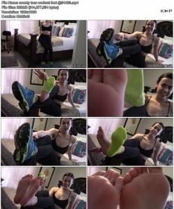 sweaty teen workout feet