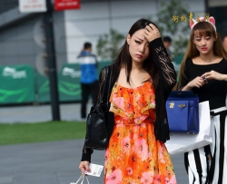 ��ɫ�黨��ȹ��Ů[11P]