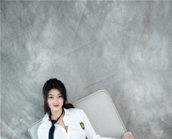 LD�����Ӱ 112 ��ְģ����΢ [44P-39M �ٶ�����]