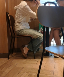 Ƥ�����Ĵ�����Ů������Ь[02:21]