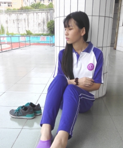 ������Ӱ ��ݸ��֯ѧУ������ 49P+1V 791M