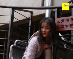[IESS��˼Ȥ��] ����˿���ɫ��֯�߸���Julia [99P]