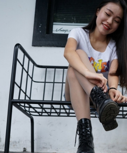 ��MssGirl��  �Ը�ܺõĴ������ģ��СС�����ϻ��� 143P
