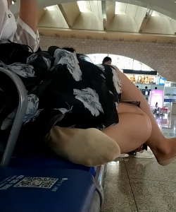���ཿ�۵�С��Ů�������ű�ɹ�ڲ���[03:04]