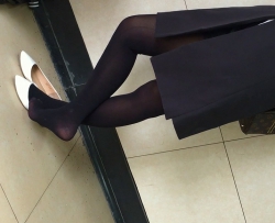 ��˿��ЬMM��ǽվ��������Ь