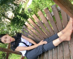 ��Ů��˿�� (44) 81P