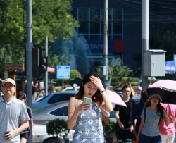 ���������µ����ȶ̷���Ů[21P]