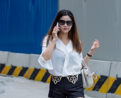 �����ٸ�һ˫�����Ըеĳ���[12P]