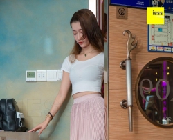 [IESS]��˼Ȥ�� 2018.08.22 ħ������ �ؿ������� ��ӰʦԼ��ȥKTV